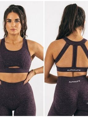 Alphalete Amplify Seamless Strappy Sports Bra & Scrunch Legging Set – Size XS
